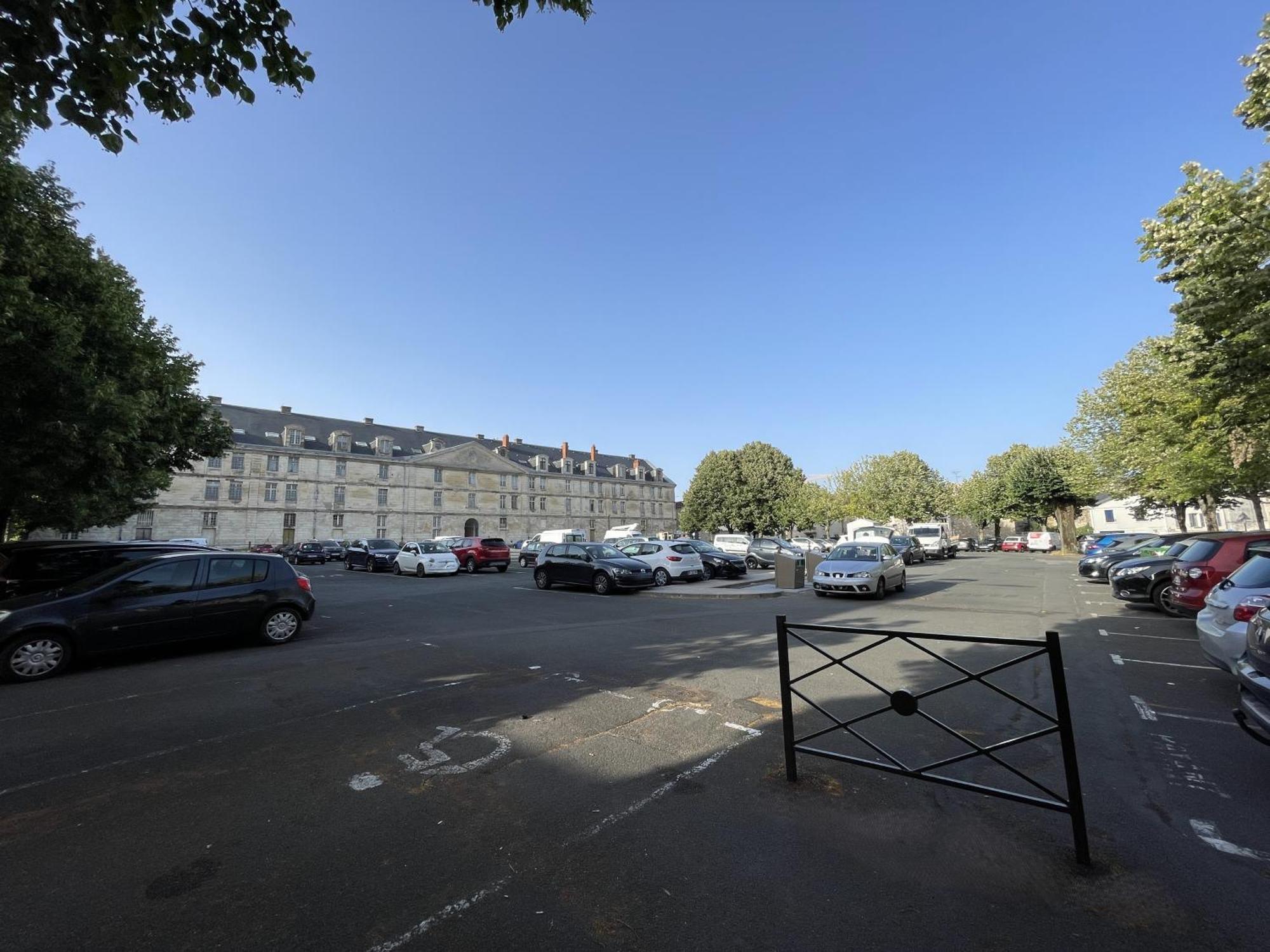 Chez Jean-Yves Et Zoe - La Boheme - Au Calme, Tres Propre, Proche Parkings Niort Exterior foto
